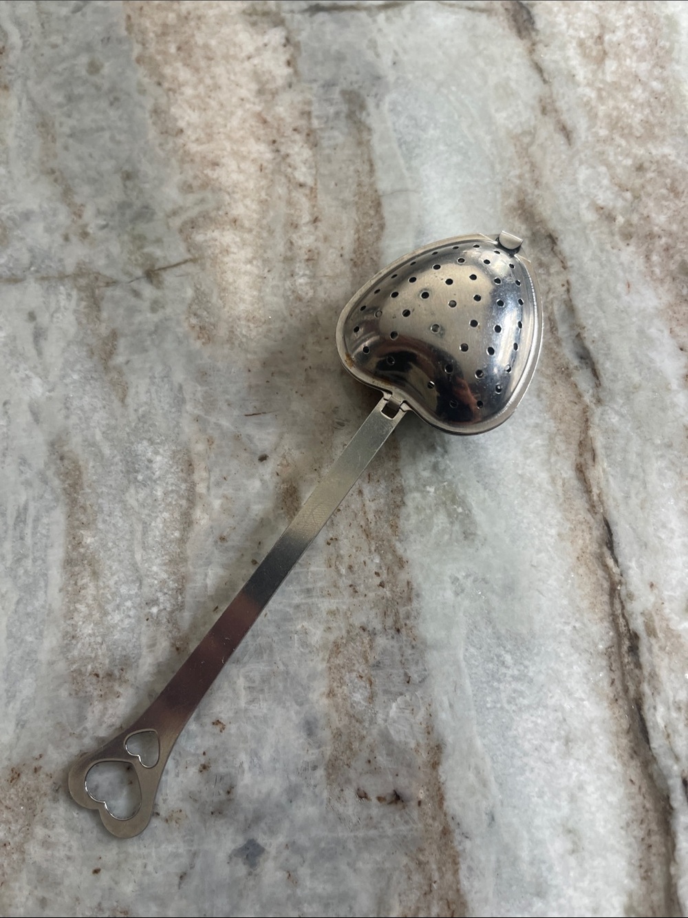 Heart-Shaped Stainless Steel Tea Infuser - Silver